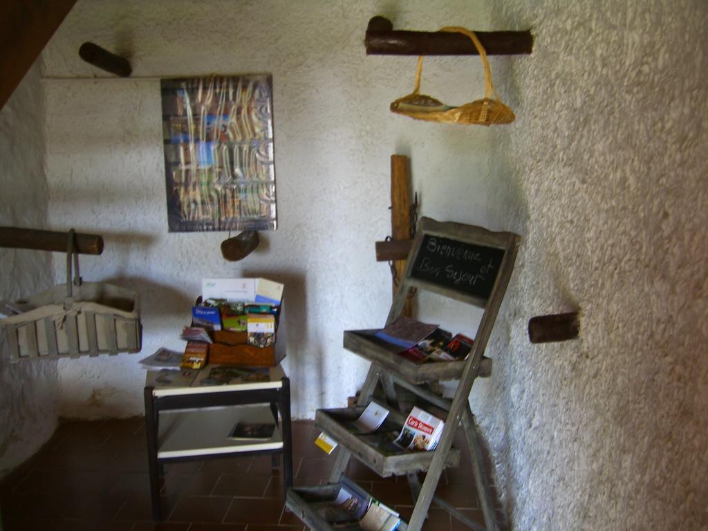 Hotel Domaine De Sonnard Castéra-Verduzan Habitación foto